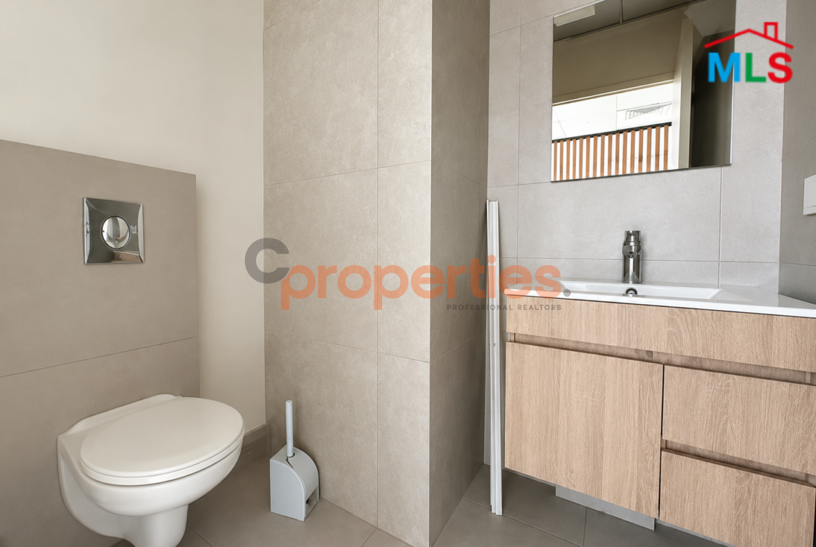 Office For Rent in Antelias مكتب للإيجار في أنطلياس CPES272