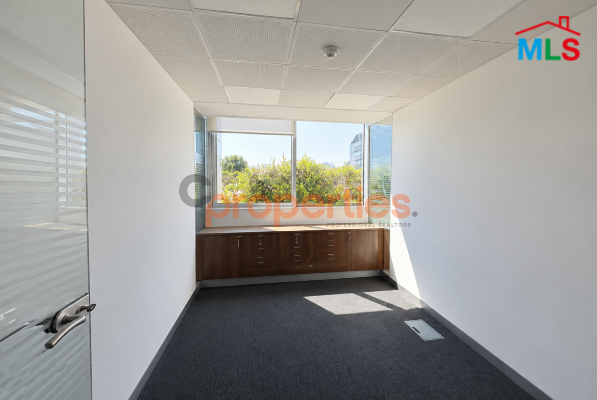 Full Floor For Rent in Dekwaneh طابق كامل للإيجار في الدكوانة CPES220