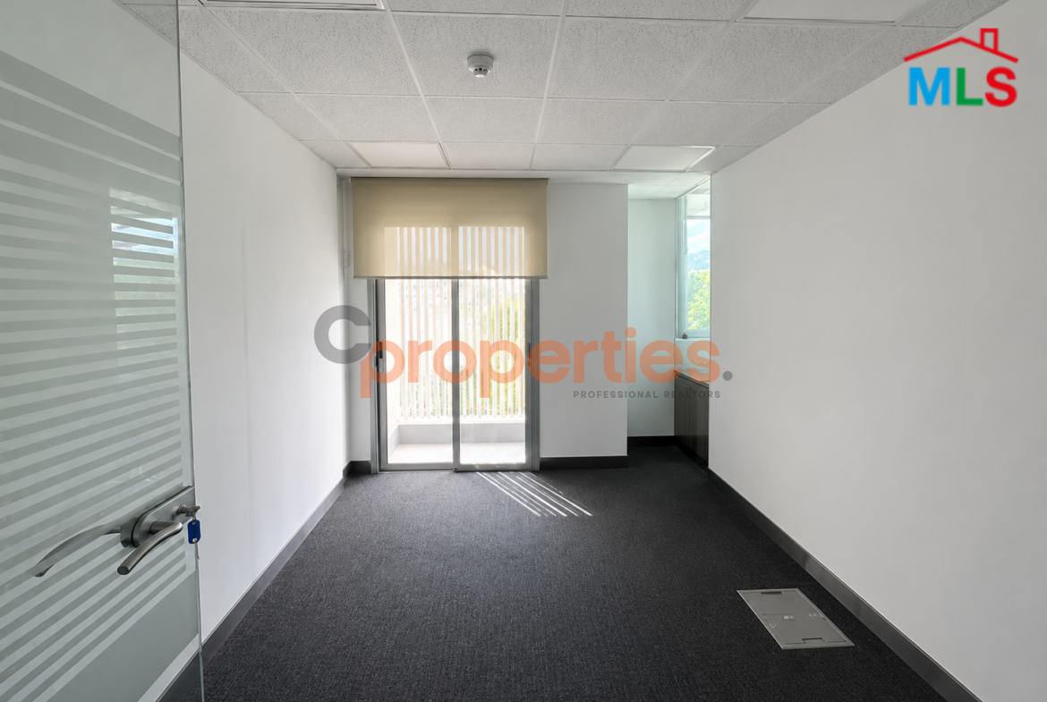 Full Floor For Rent in Dekwaneh طابق كامل للإيجار في الدكوانة CPES220