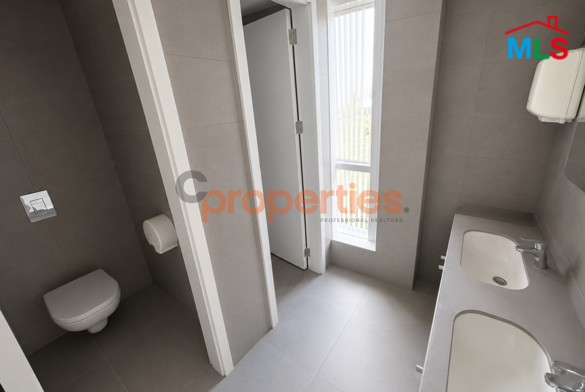 Full Floor For Rent in Dekwaneh طابق كامل للإيجار في الدكوانة CPES220