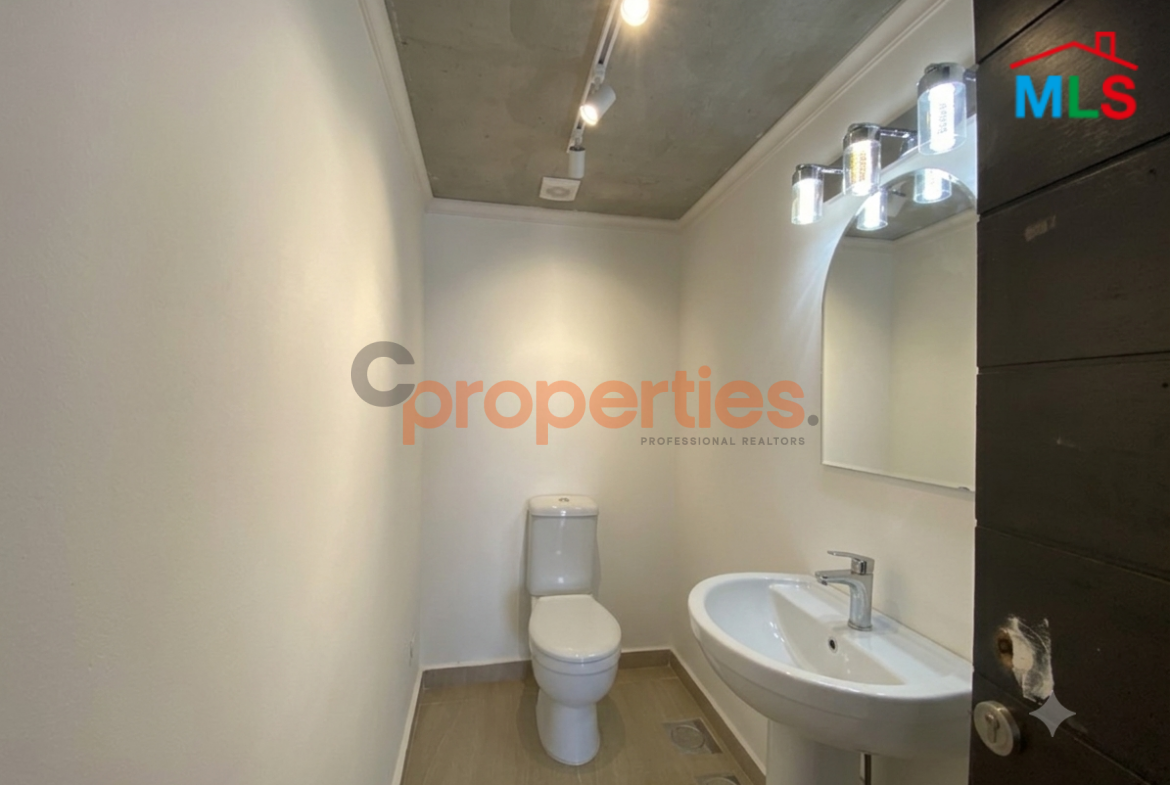 Shop for rent in Kfarhbeb CPKMT124