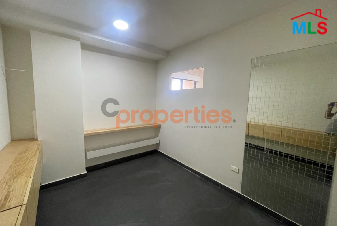 Office for rent in Sayfi CPBPK21