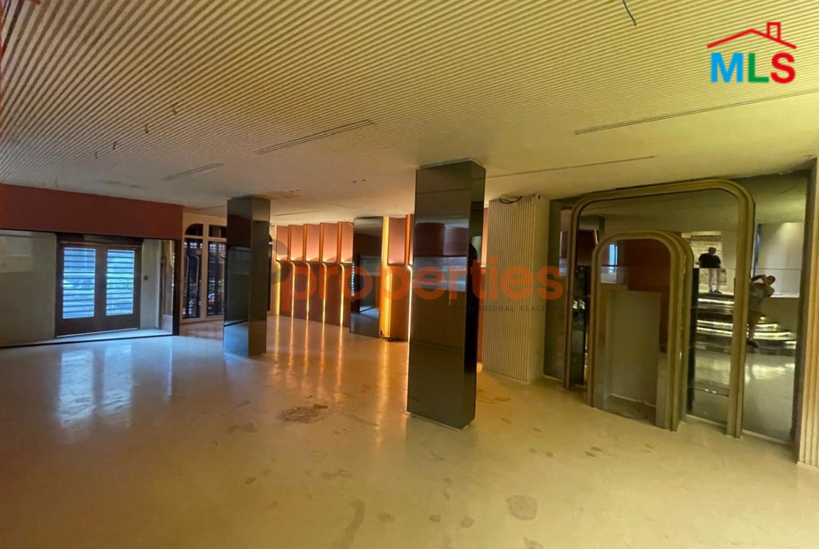 Restaurant for rent in Saifi CPBPK20