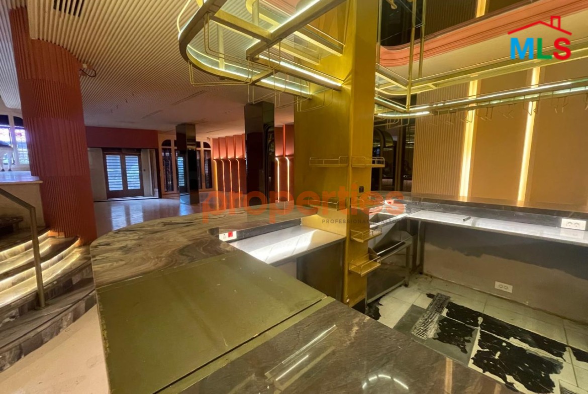 Restaurant for rent in Saifi CPBPK20