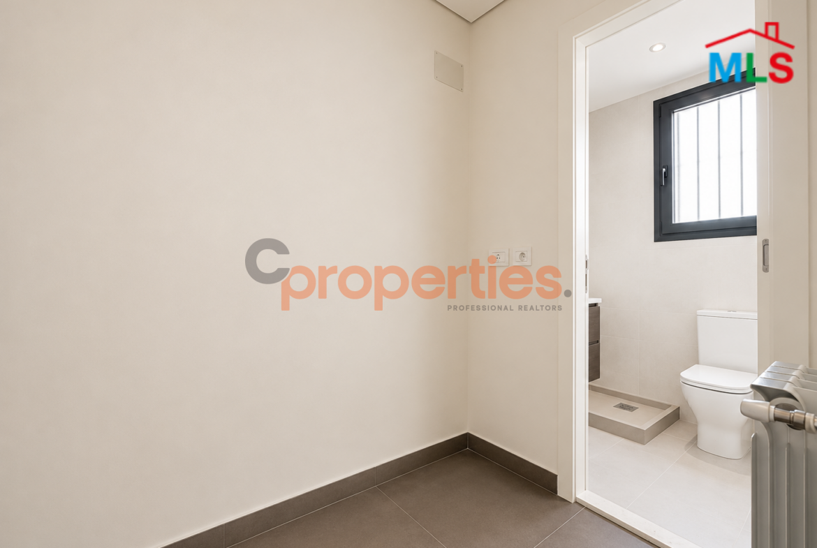 Apartment for rent in Hamra CPBMKH48