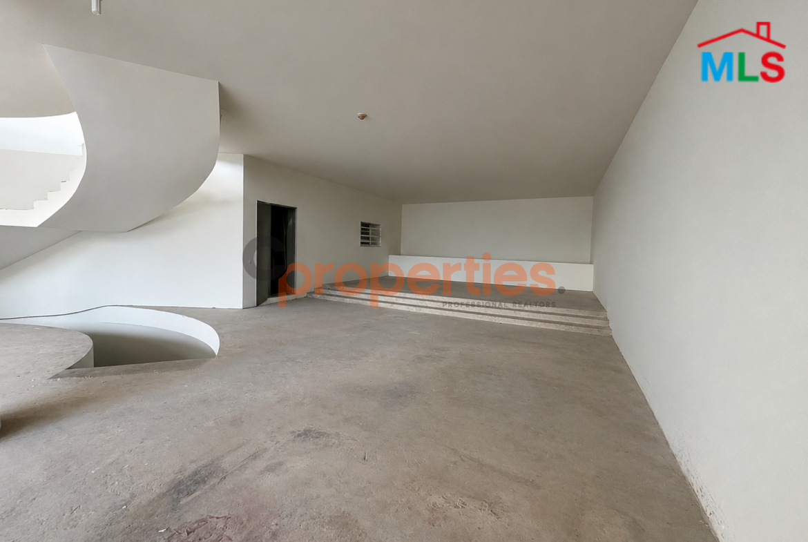 Showroom For Rent In Downtown Beirut - CPBHS123
