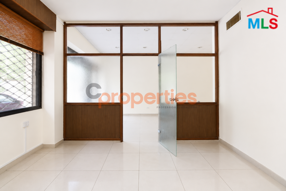Shop For Rent In Achrafieh | Rmeil - CPBRC15