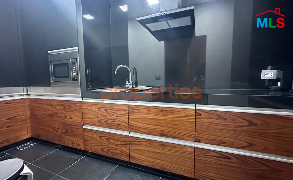 Luxury Apartment For Rent In Downtown Beirut With Terrace - CPBHS117