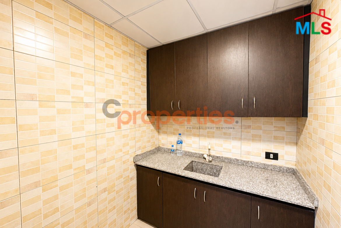 Warehouse For Rent in Hazmieh - مستودع للايجار في الحازمية - CPCH46