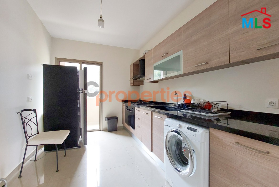 Apartment for rent in Fanar - Luxurious - CPSM283