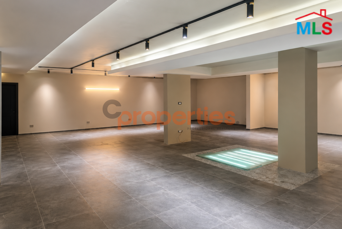 Large Shop & Showroom For Rent In Dekwaneh | CPCC194