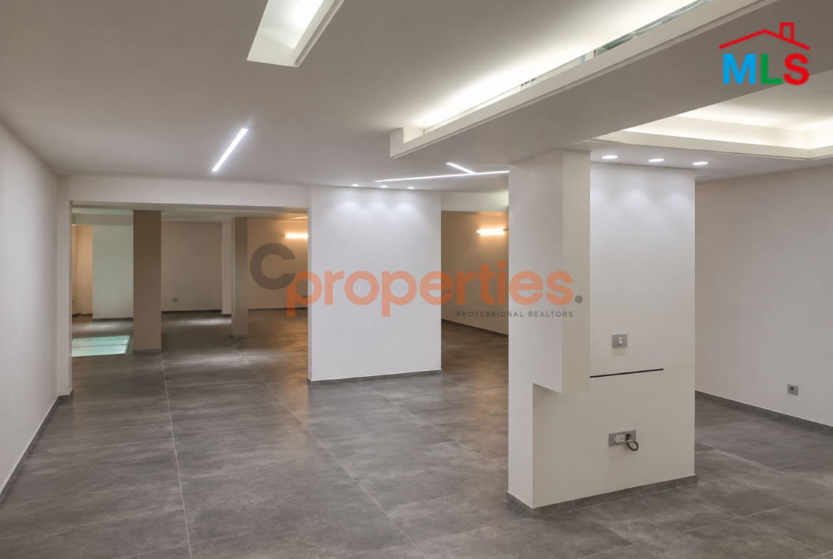 Large Shop & Showroom For Rent In Dekwaneh | CPCC194