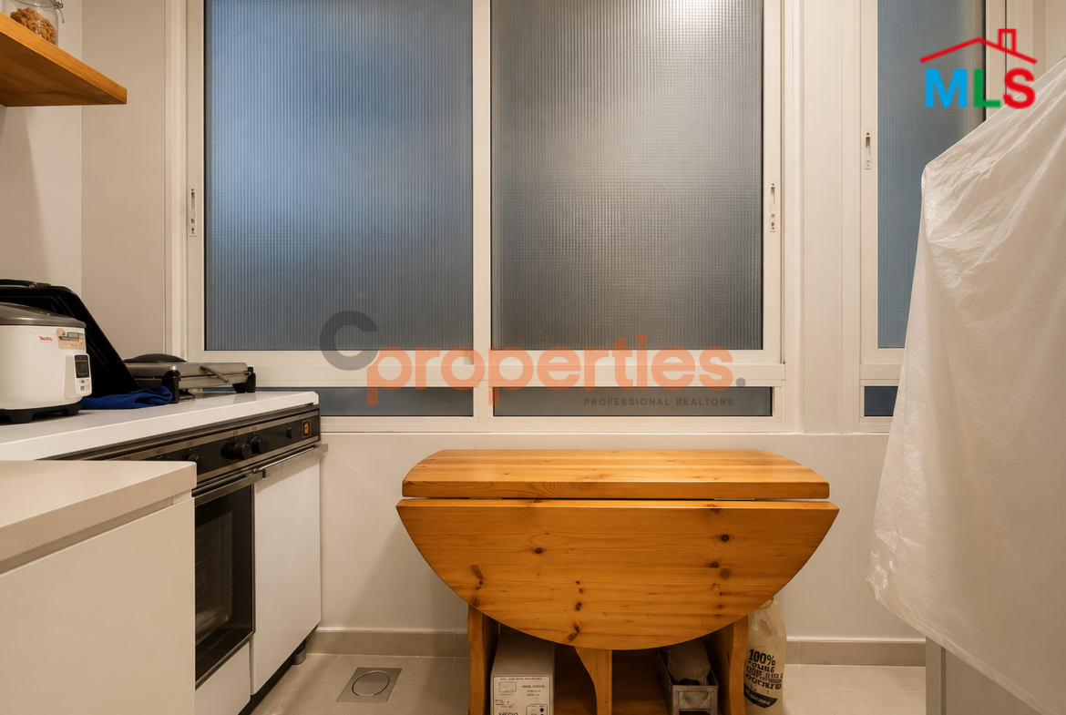 Aparmtent for rent in Hamra CPBMKH36 شقة للإيجار في الحمرا