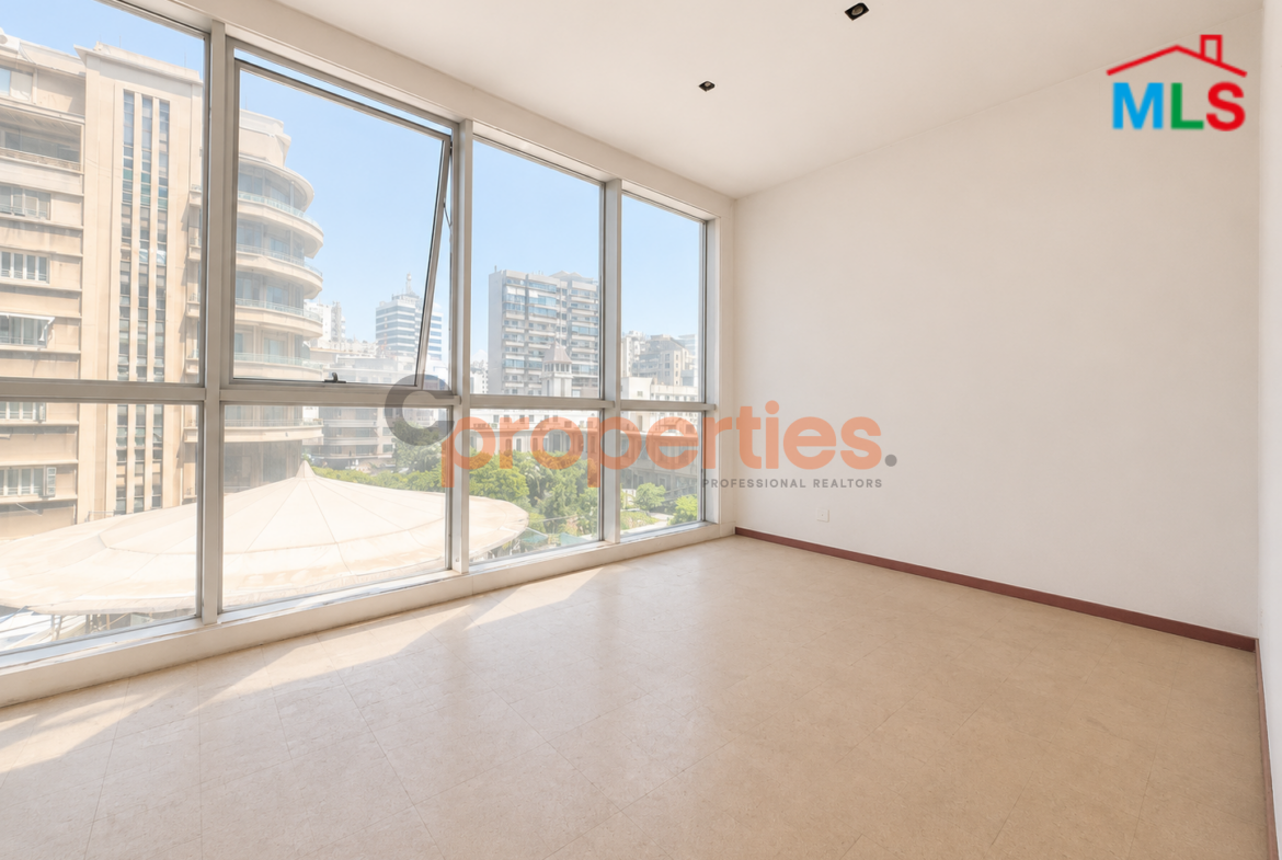 Office for rent in Hamra CPBMKH26 مكتب للإيجار في الحمرا