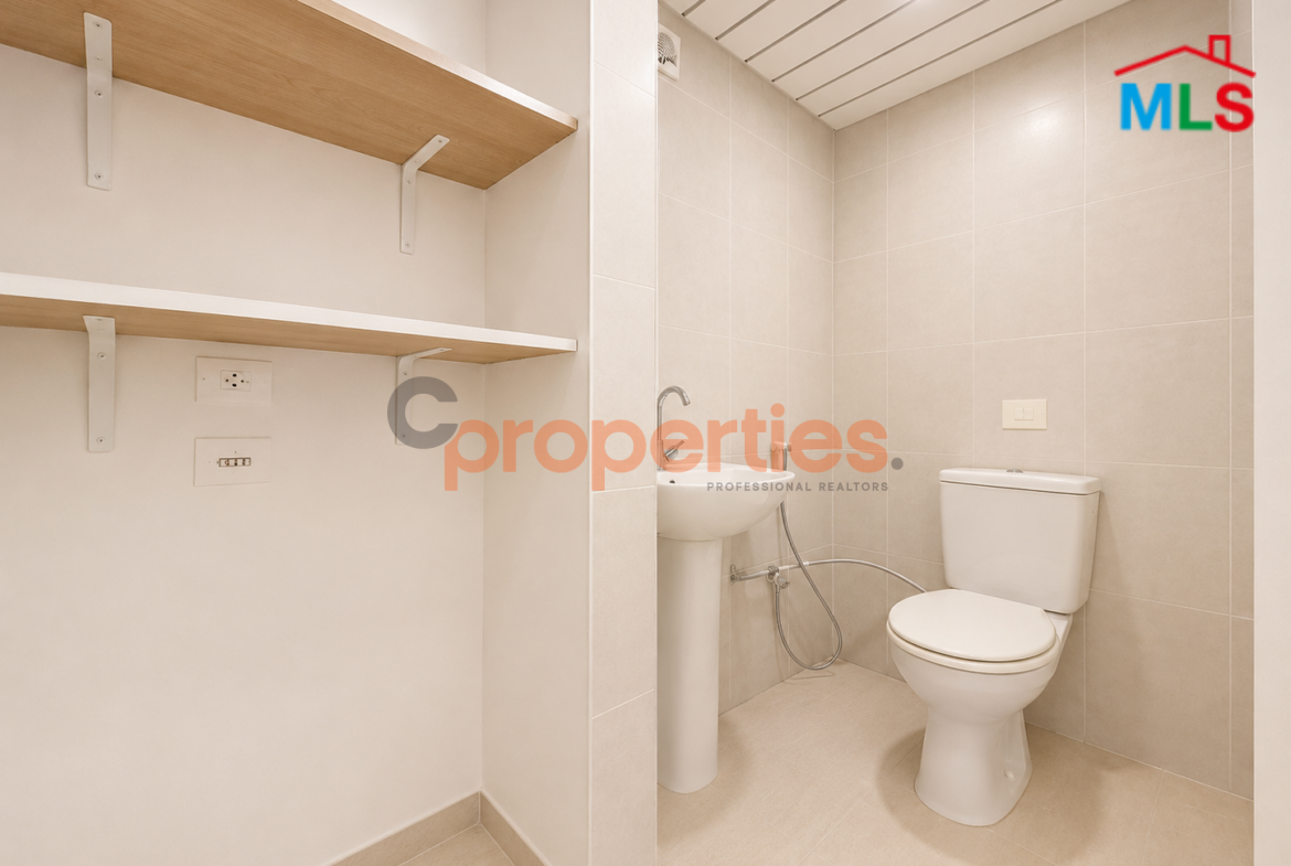 Office for rent in Hamra CPBMKH29 مكتب للإيجار في الحمرا