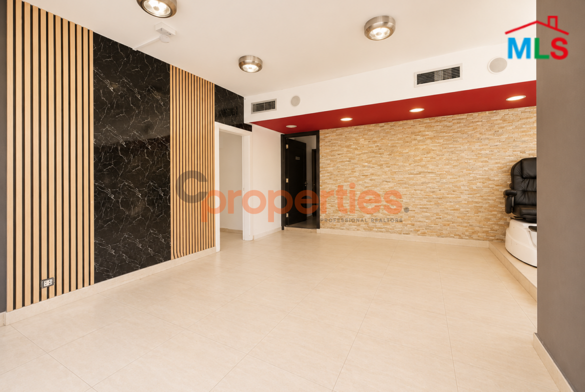 Office for rent in Hamra CPBMKH28 مكتب للإيجار في الحمرا