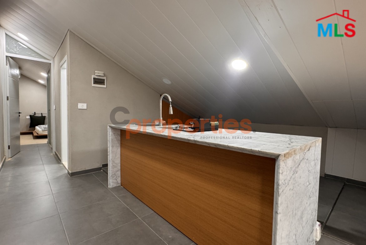 Rooftop For Rent In Awkar- منزل للإيجار في عوكر - CPTA111