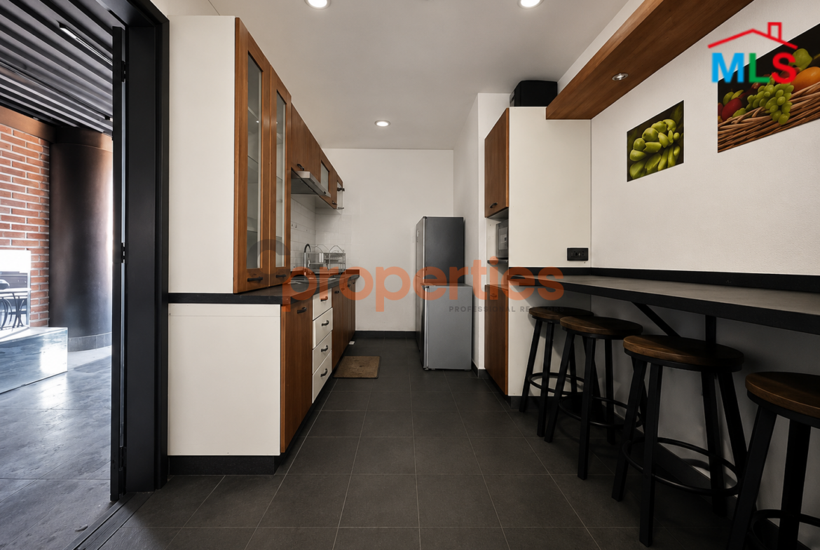 Shop for rent in Hamra CPBMKH35 Shop for rent in Hamra