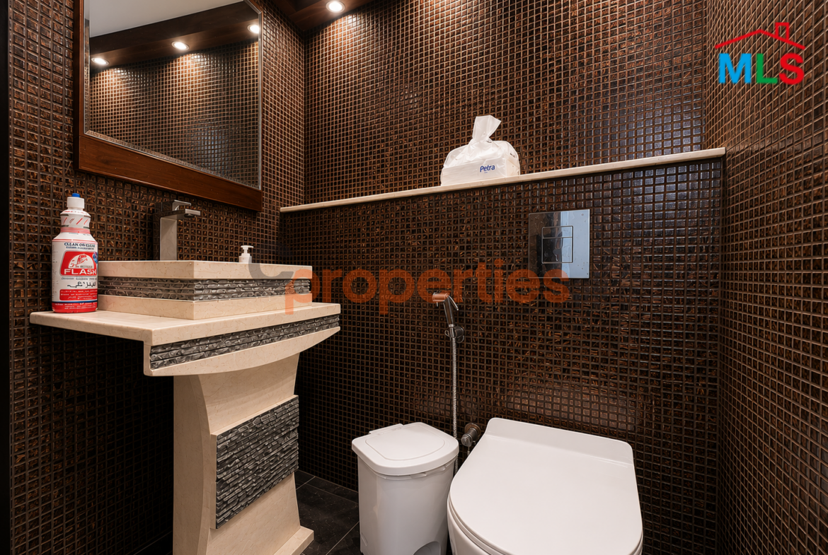 Shop for rent in Hamra CPBMKH31