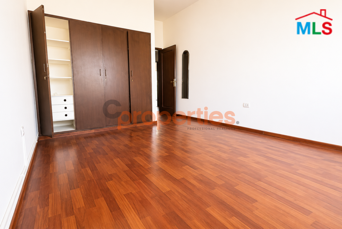 Office for Rent in Mazraa - CPBZK30