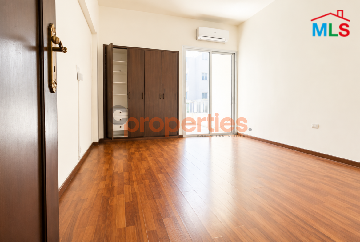 Office for Rent in Mazraa - CPBZK30