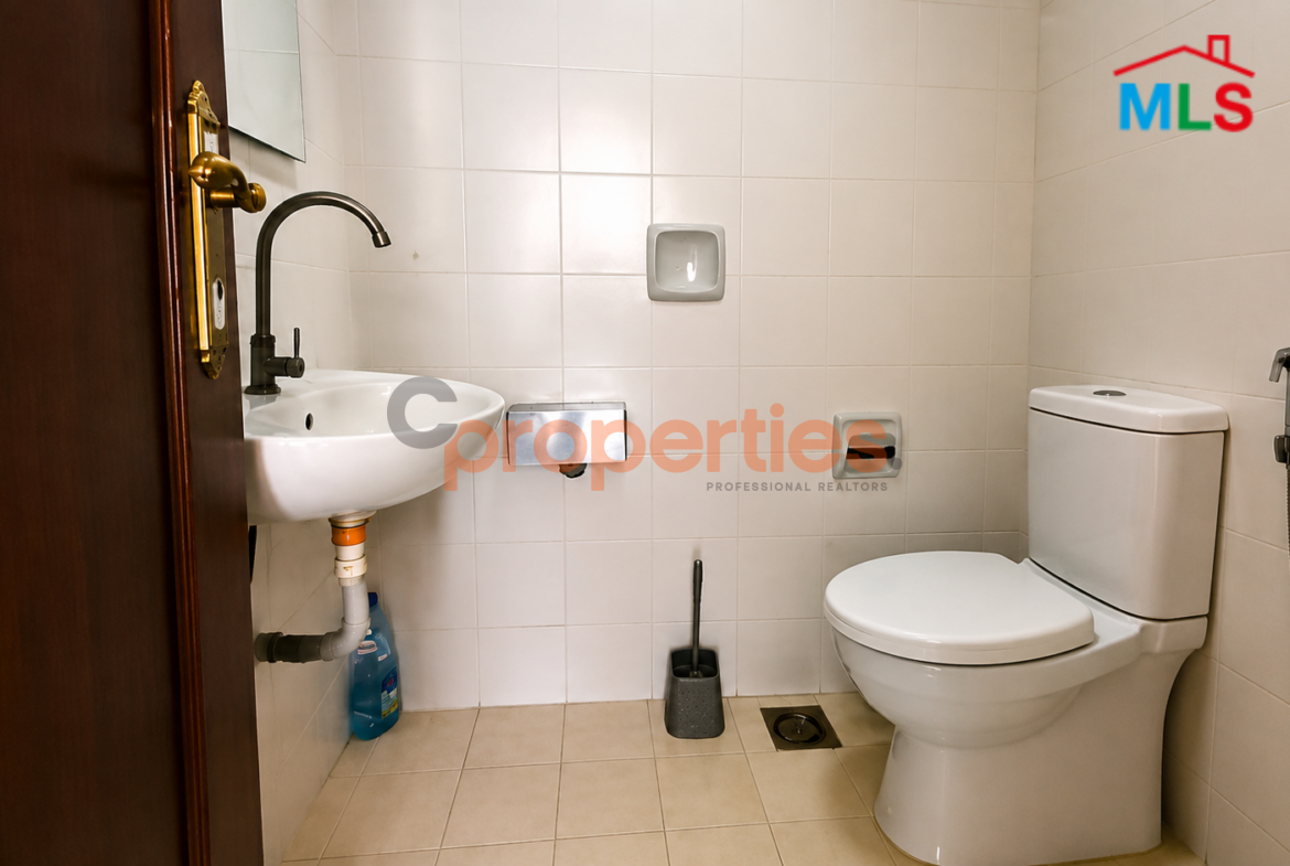 Office for Rent in Mazraa - CPBZK30