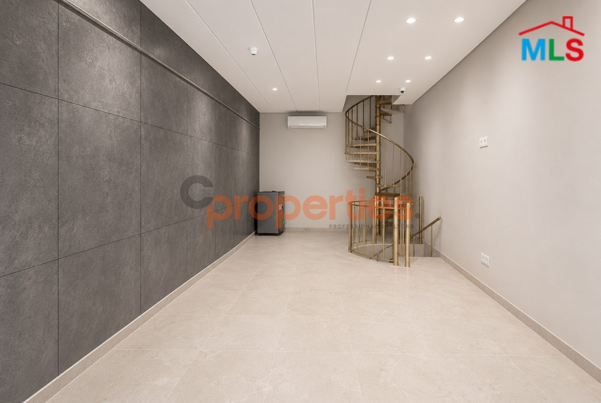 Shop For Rent in Downtown beirut - CPBHS101
