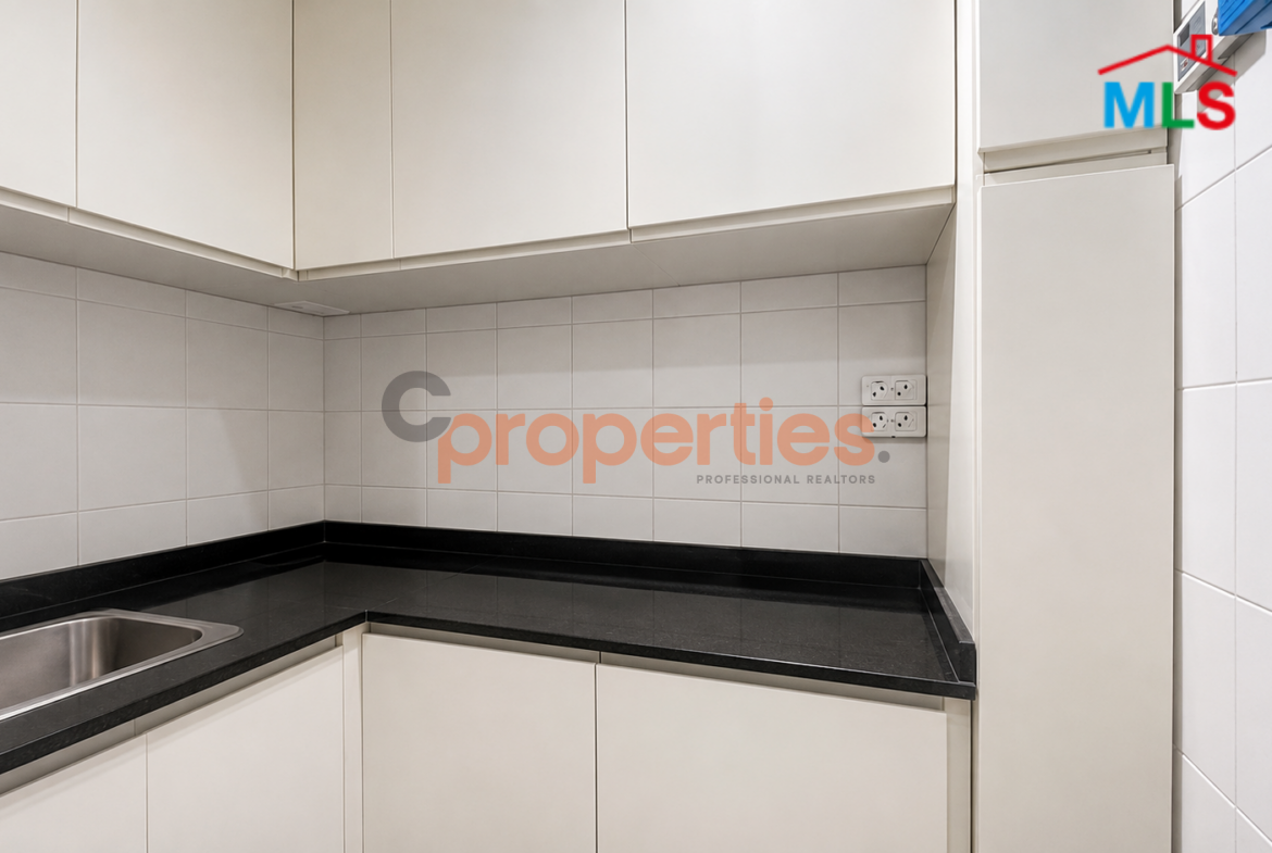 Furnished Office For Rent in Downtown Beirut - CPBHS100