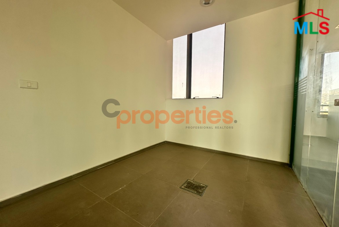 Office For Rent in Downtown beirut - CPBHS99