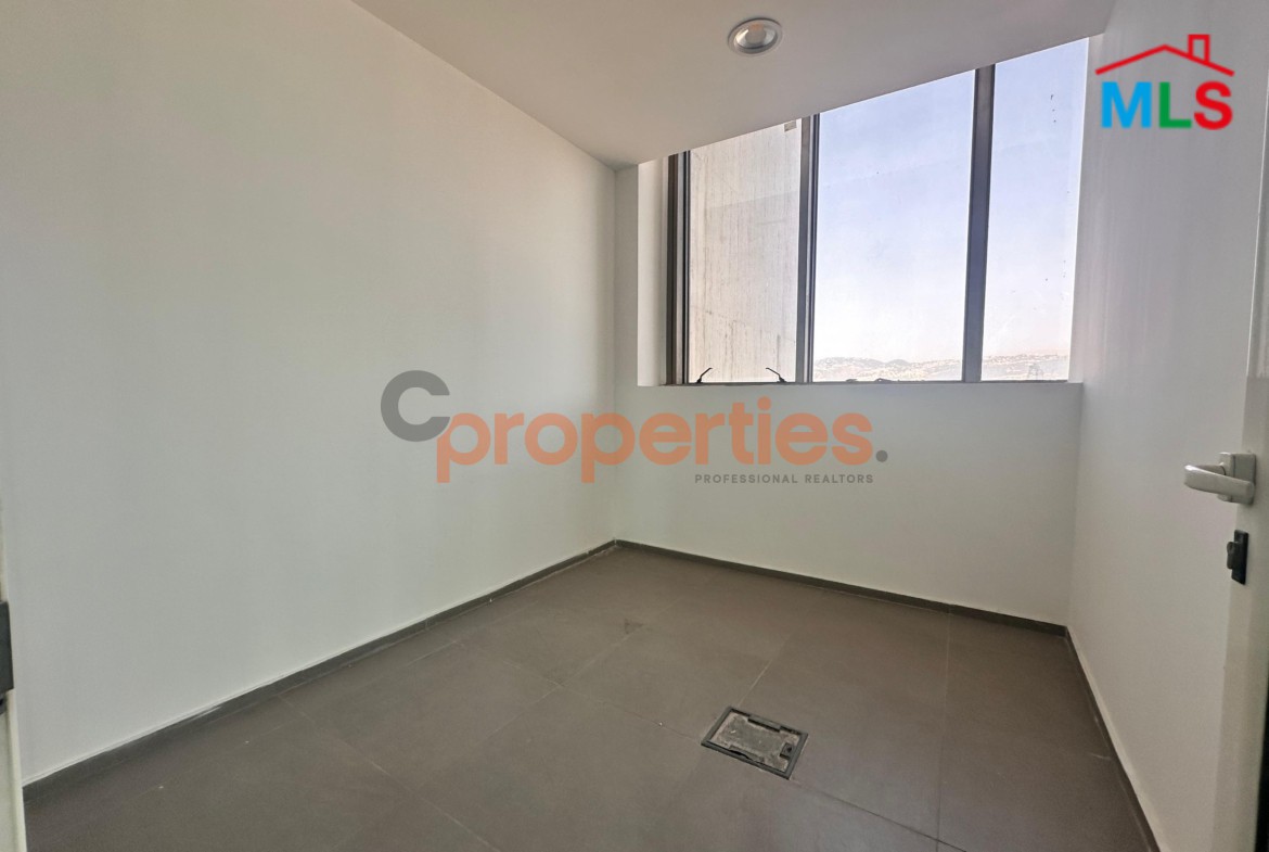 Office For Rent in Downtown beirut - CPBHS99