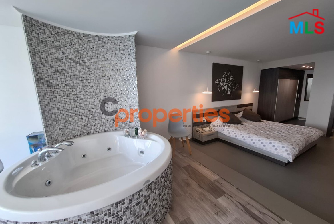 Chalet For Rent in Tabarja - شاليه للإيجار في طبرجا - CPKCC86