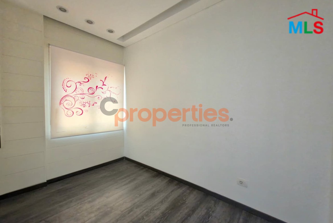 Office For Rent In Antelias - CPRD280