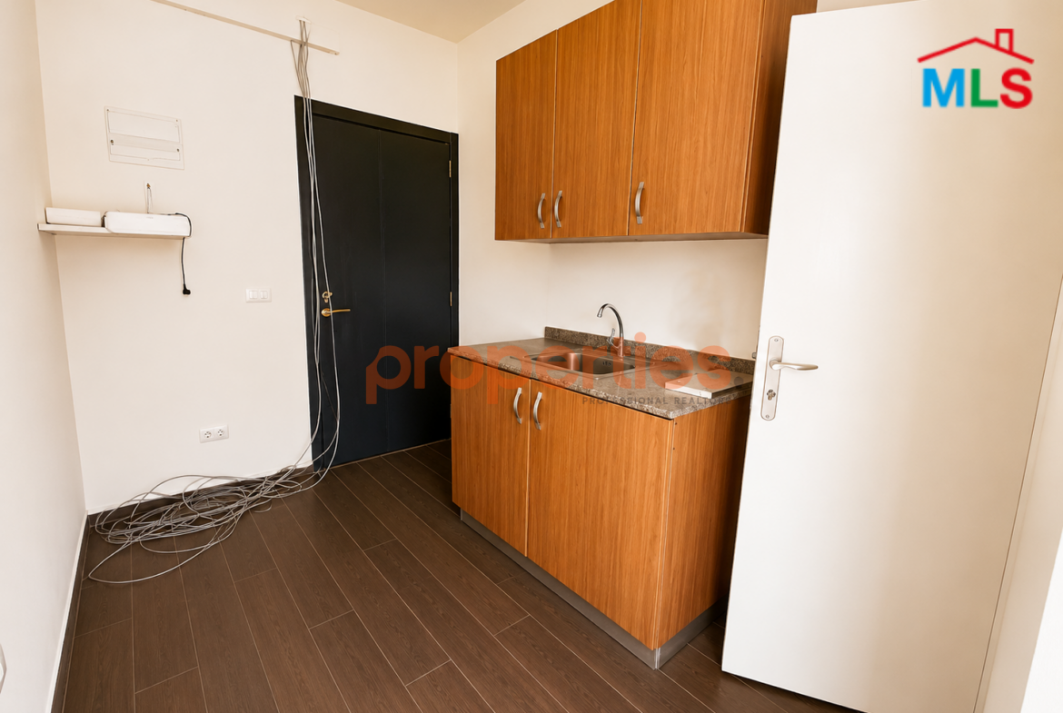 Office 380 sqm for rent in Zalka - Prime Location - CPFY278