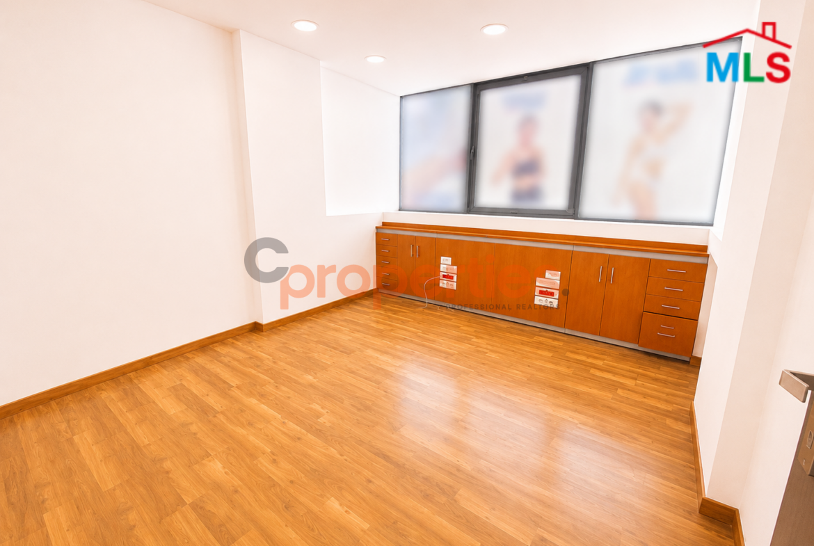 Office 360 sqm for rent in Zalka - Prime Location - CPFY277