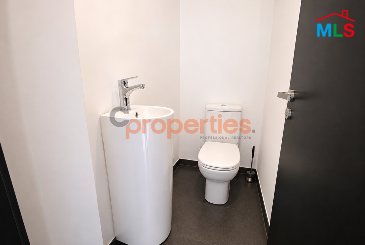 Office 360 sqm for rent in Zalka - Prime Location - CPFY277
