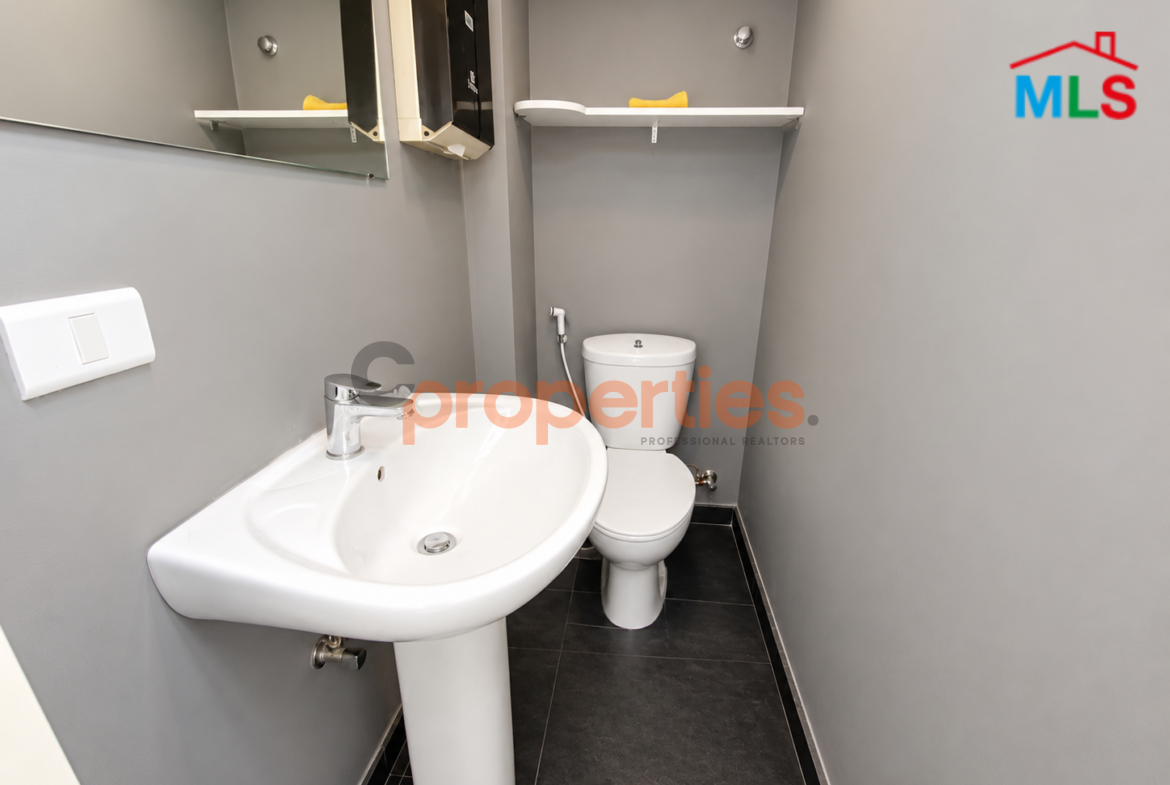 Office 340 sqm for rent in Zalka - Prime Location - CPFY276