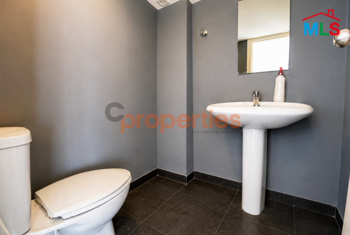 Office 340 sqm for rent in Zalka - Prime Location - CPFY276