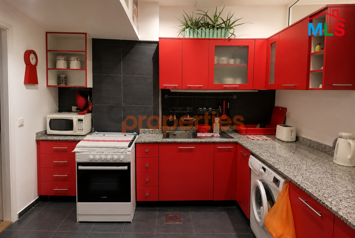 Furnished Studio For Rent In Achrafieh استوديو مفروش للإيجار CPBRC11