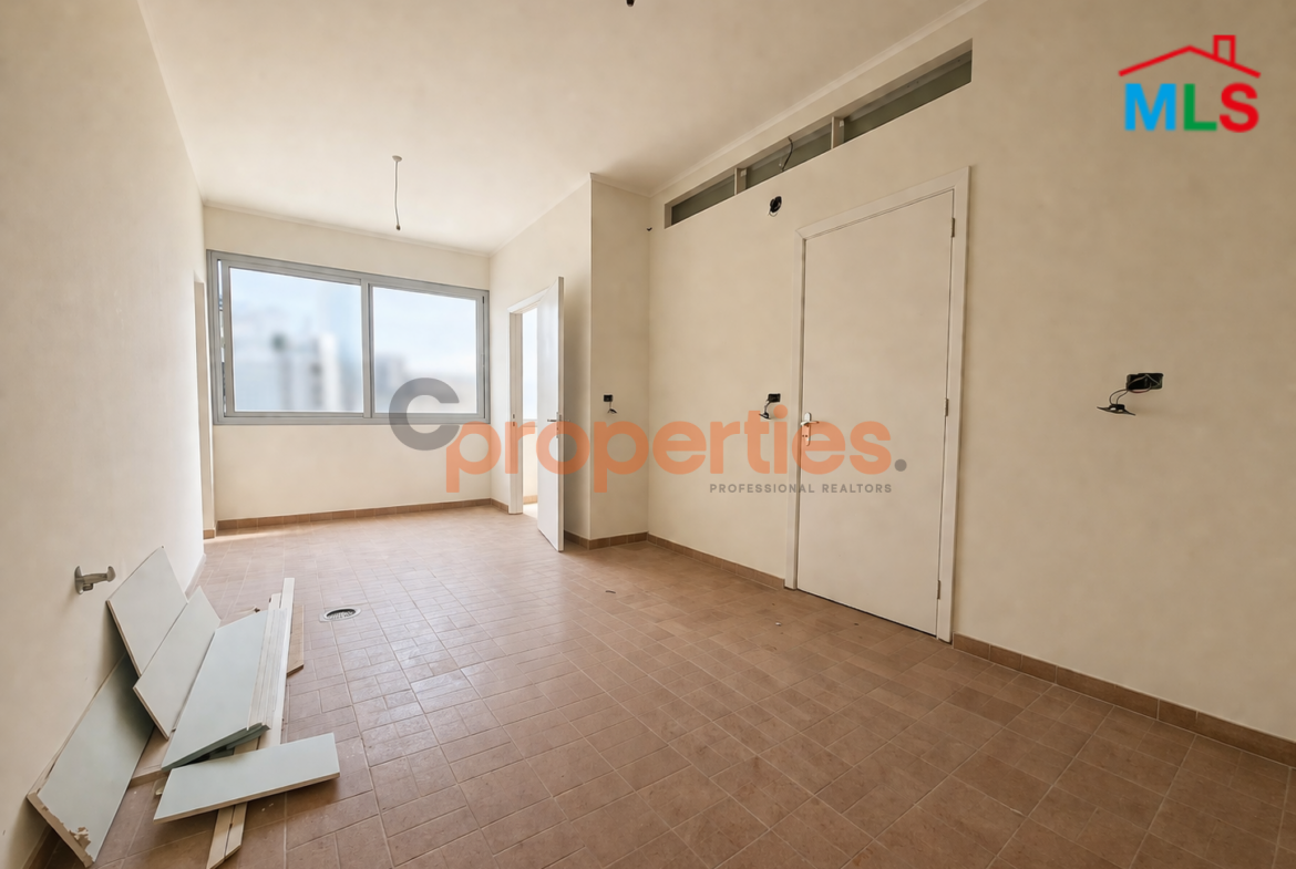 Office For Rent in Ashrafieh - CPES277