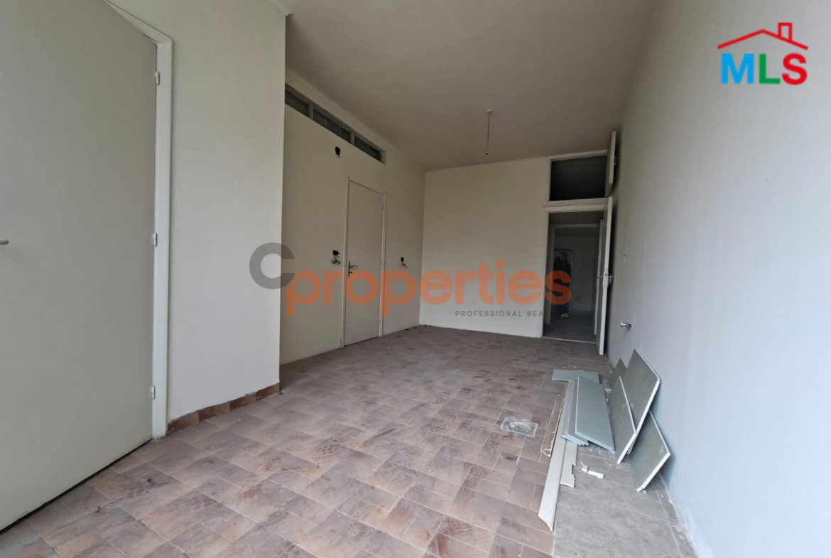 Office For Rent in Ashrafieh - CPES277