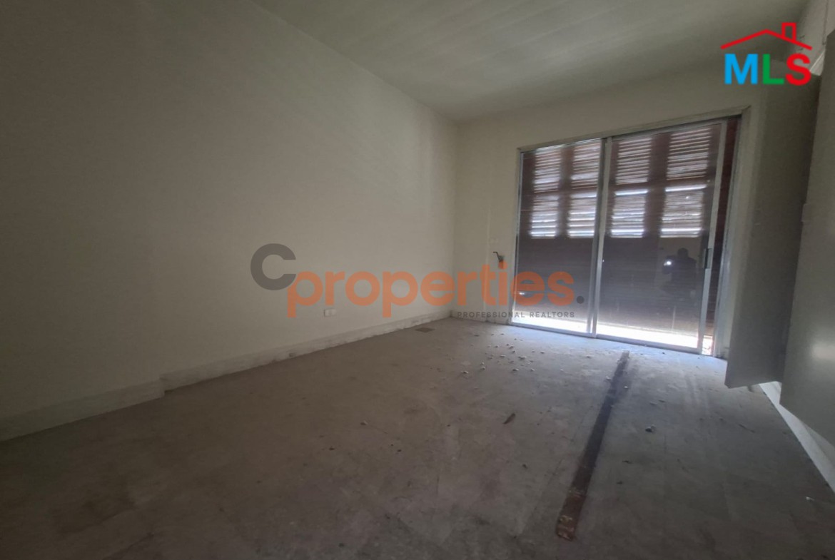 Office For Rent in Ashrafieh - CPES277
