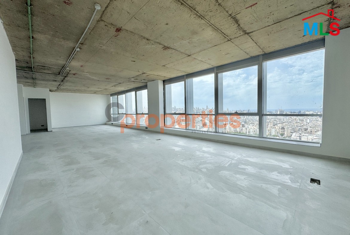 Office For Rent in Dekwaneh مكتب للاجار في الدكوانه - CPES174