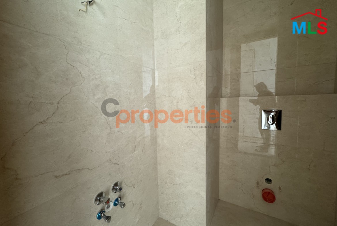 Prime apartment with terrace for rent in Monteverde - CPGA156