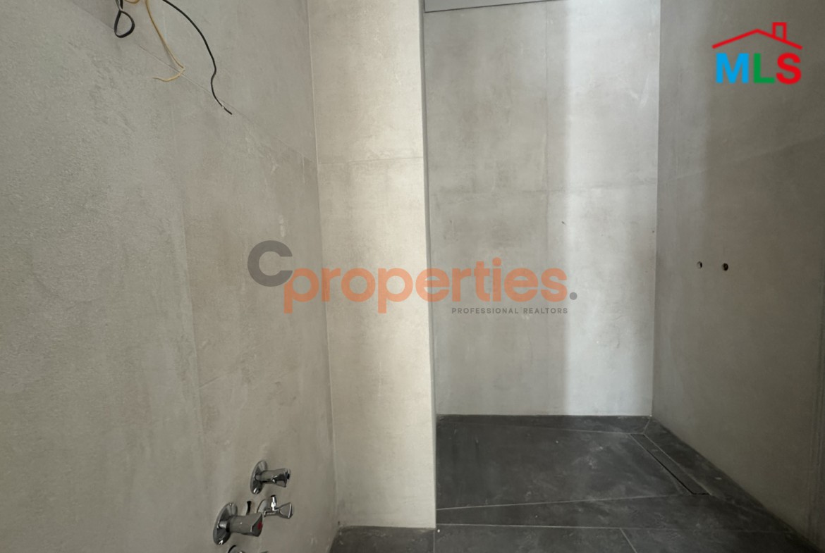 Prime apartment with terrace for rent in Monteverde - CPGA156