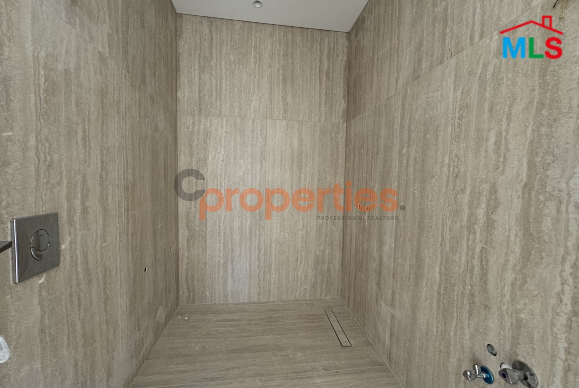Prime apartment with terrace for rent in Monteverde - CPGA156