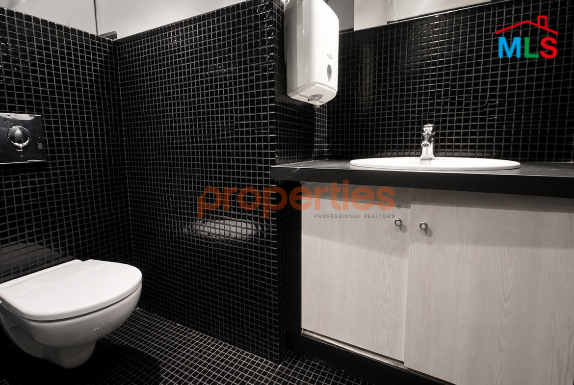 Shop For Rent in Ramlet al Baydah - CPBHS93