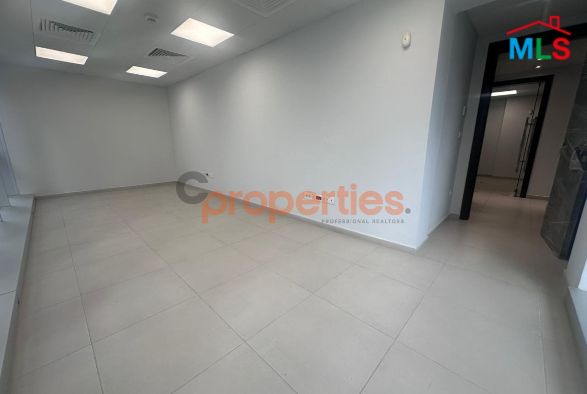 Office For Rent in Ramlet al Baydah - CPBHS82