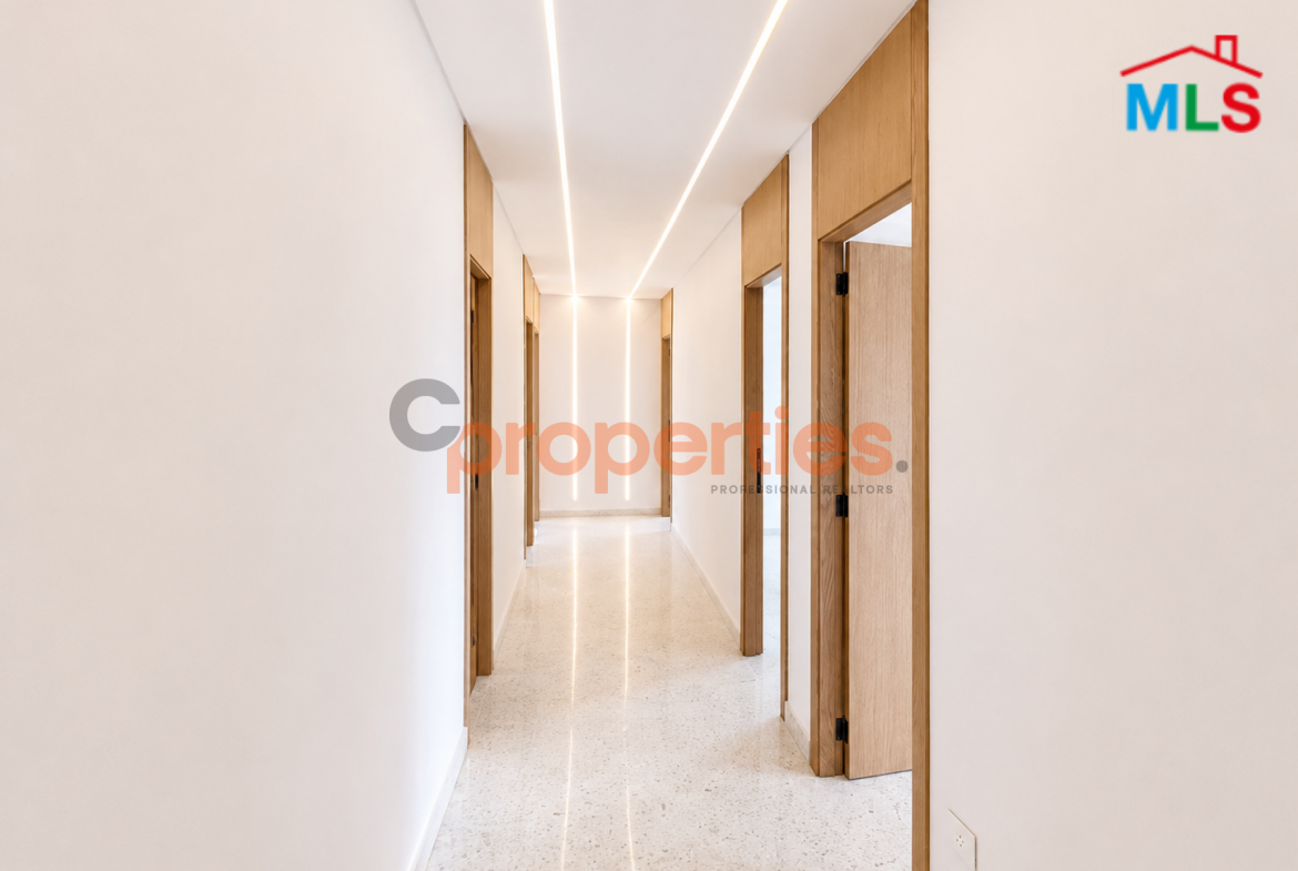 Office For Rent In Jdeideh - CPES292