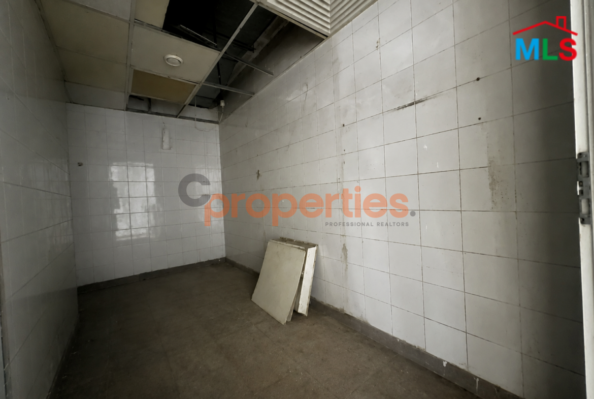 Shop for rent in Hamra- CPBMKH13