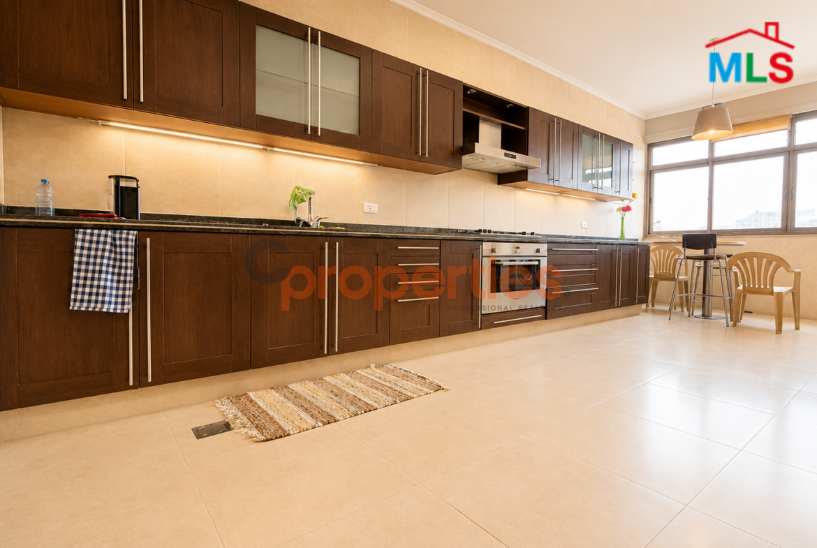 Apartment for Rent in Ras el Nabaa - CPBZK18